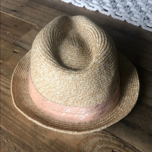 Gap Hat / Fedora - Picture 5 of 7